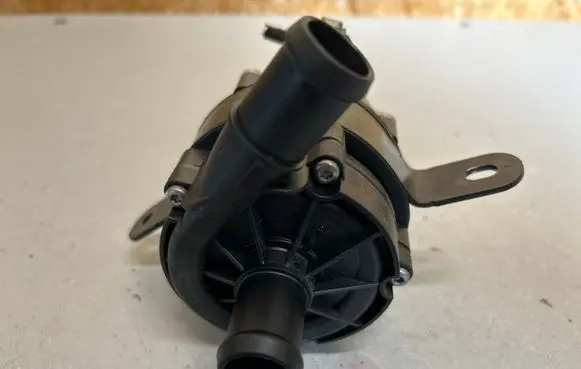 Cupra Leon Electric auxiliary coolant/water pump 5WA121591A