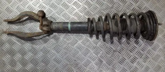 Mitsubishi Galant Front shock absorber/damper mr235596