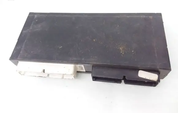 BMW 5 E34 Comfort/convenience module 1379741 61351379741