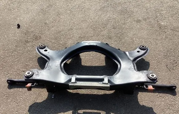 Land Rover Evoque I Rear subframe 