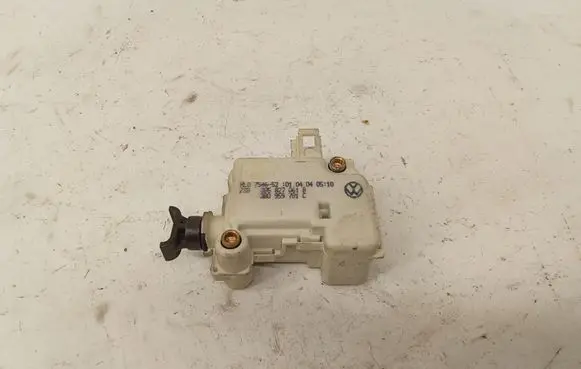 Volkswagen Touareg I Tailgate boot lock/latch motor 3B5827061B 3B0959781C