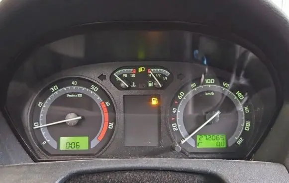 Skoda Fabia Mk1 (6Y) Speedometer (instrument cluster) 6Y0920881M IMPRK1380952