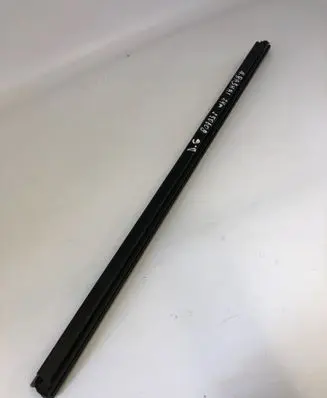 Nissan Qashqai J12 Rubber seal rear door window/glass 18279c