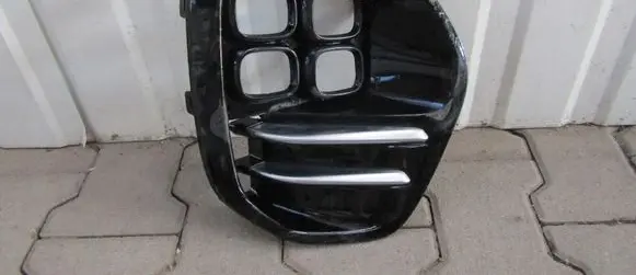 KIA Sportage Front bumper lower grill 86522-F1200