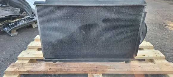 Honda FR-V Coolant radiator 4220008401