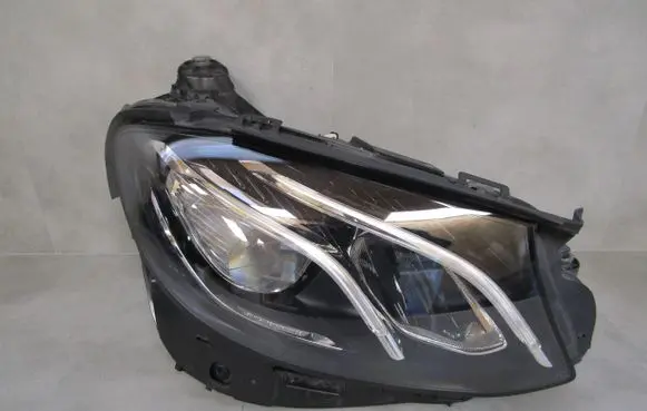 Mercedes-Benz E W213 Headlight/headlamp A2139069003KZ 1EX2015