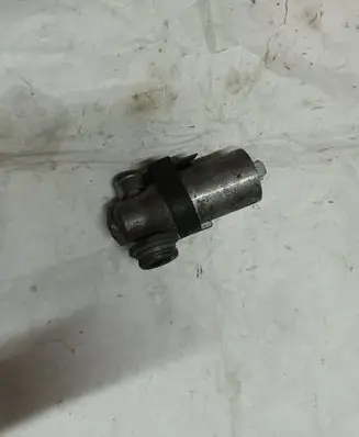 BMW 3 E46 Idle control valve (regulator) 1744713