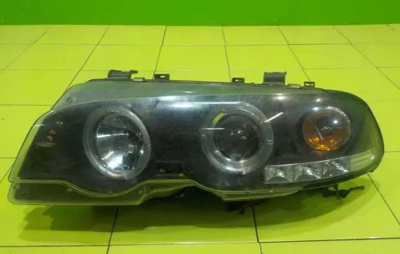 BMW 3 E46 Headlight/headlamp PRZOD