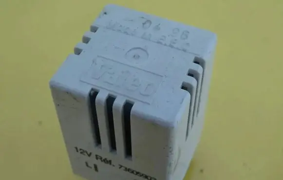 Peugeot 406 Other relay 73605902