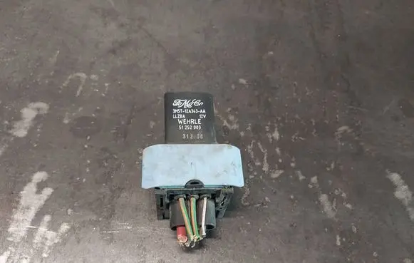 Volvo V50 Glow plug pre-heat relay 3M5T-12A343-AA 51252003