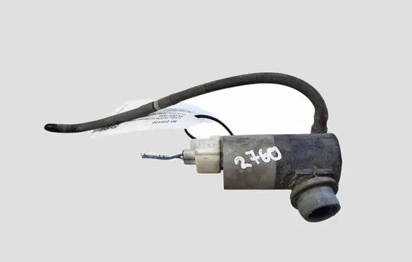 Toyota Auris 150 Windscreen/windshield washer pump 322779 061120B
