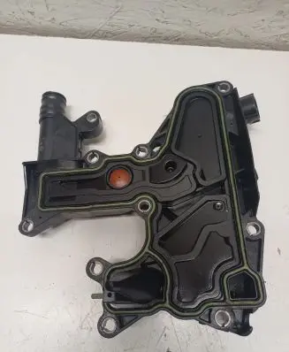 Audi A4 S4 B8 8K Oil breather separator 06H103495E