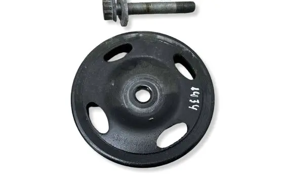 Volkswagen PASSAT B7 Crankshaft pulley 03D105255D