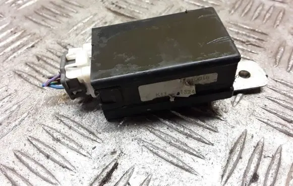 Mitsubishi Pajero Wing mirror control module MR583832