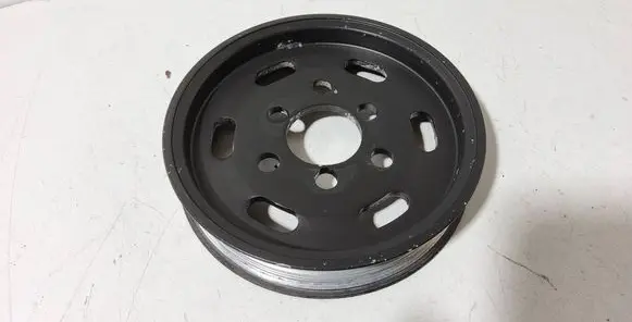 Volkswagen Golf IV Power steering pump pulley 038145255B