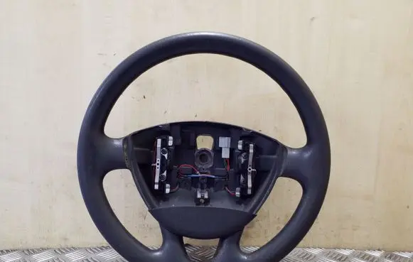 Opel Vivaro Steering wheel 8200201344 91169421