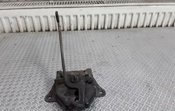 KIA Sorento Engine bonnet/hood lock/catch