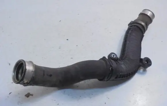 Volkswagen PASSAT B6 Intercooler hose/pipe 1K0145840R