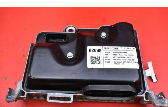 Tesla Model Y Comfort/convenience module 149732700B