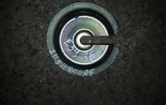 BMW 5 E39 Spare wheel bolt 71151180625