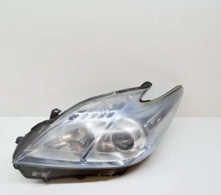 Toyota Prius (XW30) Headlight/headlamp