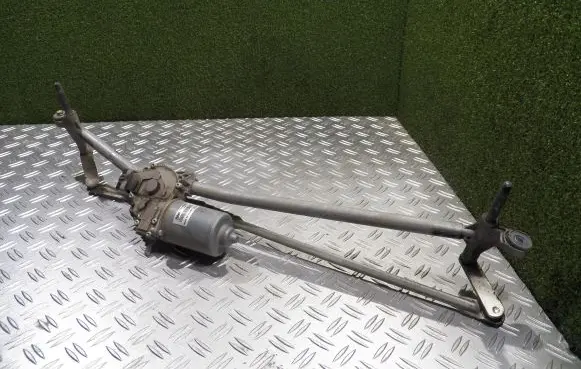 Opel Movano B Front wiper linkage and motor 8200734788 141409360
