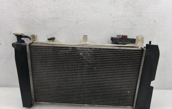 Toyota Avensis T250 Radiator set 64646A