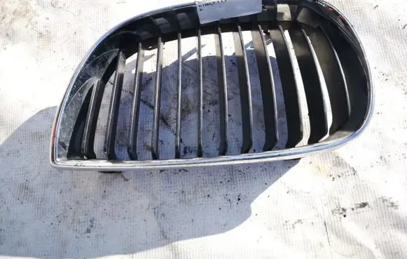 BMW 1 E81 E87 Front grill 511371286139 51.13-7128613.9