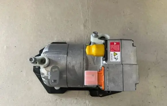 Audi A4 S4 B5 8D Air conditioning (A/C) compressor (pump) 1EA816797F