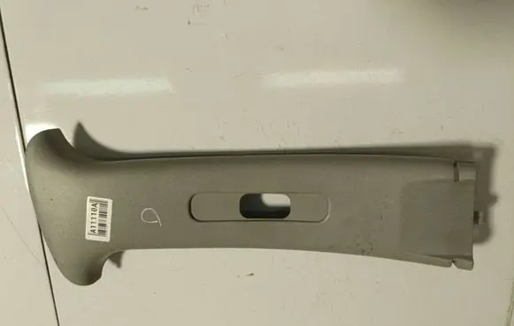 Toyota Yaris (B) pillar trim (top) 6241152011