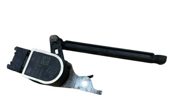 Headlight/headlamp level sensor