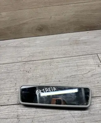 Skoda Octavia Mk2 (1Z) Rear view mirror (interior) E9014022