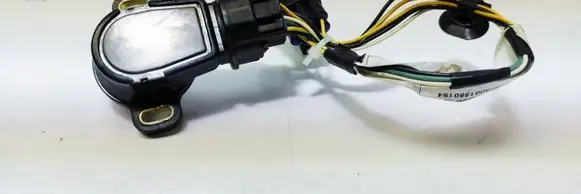 Toyota Corolla E120 E130 Acceleration sensor 8222302030