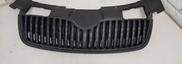 Skoda Fabia Mk2 (5J) Front bumper upper radiator grill 5J0853668 00127013000