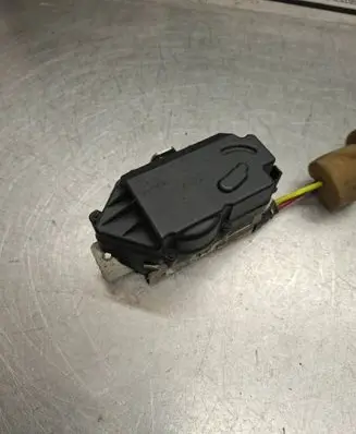 Mercedes-Benz E W211 Tailgate/trunk/boot lock/catch/latch A2117400036 0003836 34302