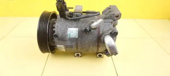 Hyundai i30 Air conditioning (A/C) compressor (pump) F500JDCAE10 G4FA