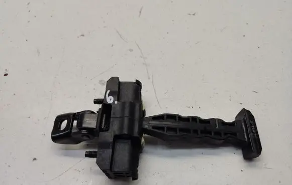 BMW 3 G20 G21 Front door check strap stopper 21W16