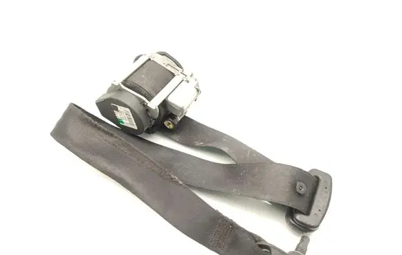 Mercedes-Benz B W245 Front seatbelt 1698608485