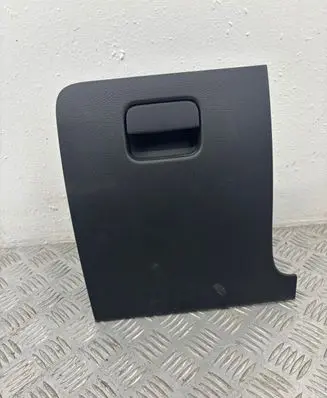 Volkswagen PASSAT B7 Glove box 3C1857921M