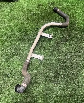 BMW X5 G05 Engine coolant pipe/hose 9398817