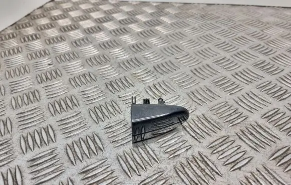 Ford S-MAX Loading door cover/cap 6M21U218