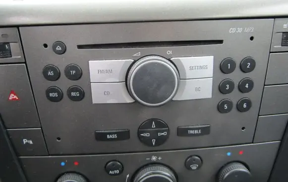 Opel Vectra C HiFi Audio sound control unit 