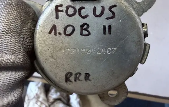 Ford Focus Camshaft vanos timing valve CM5G6M280FA 17315042407