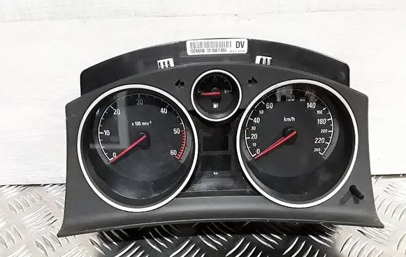 Speedometer (instrument cluster)