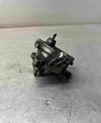 Volvo XC70 Vacuum pump 30731825