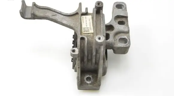 Volkswagen Golf VII Engine mount bracket 5Q0199262BH