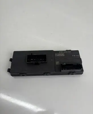 Tailgate/trunk control unit/module