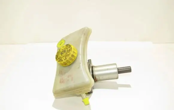 Skoda Superb B5 (3U) Master brake cylinder 8E0611301E
