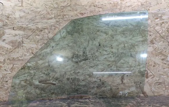Citroen C4 Grand Picasso Front door window glass four-door