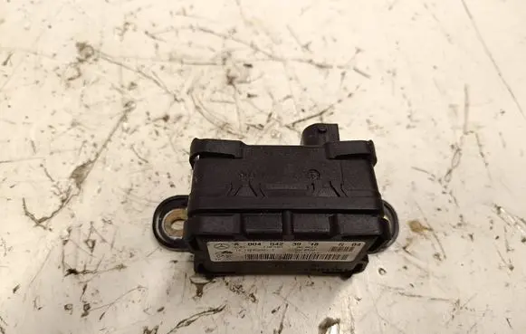 Mercedes-Benz GL X164 ESP acceleration yaw rate sensor A0045423918